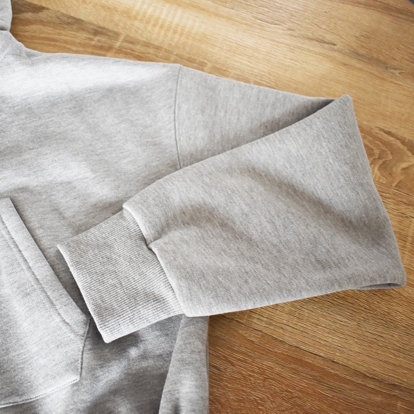 【gleam】ドロストフードプルオーバー