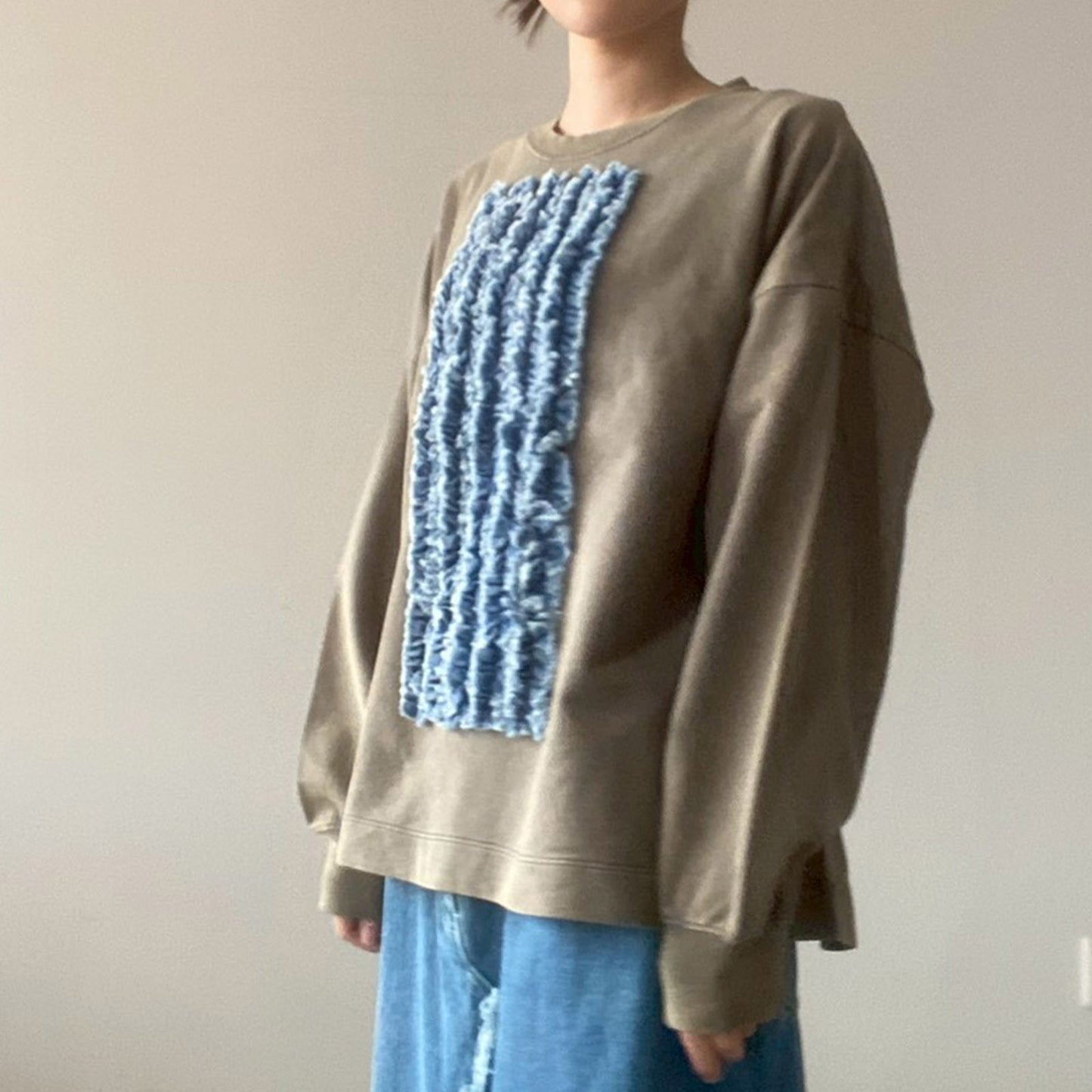 【KAKELA&TRANQUIL】デニムフリル加工クルー