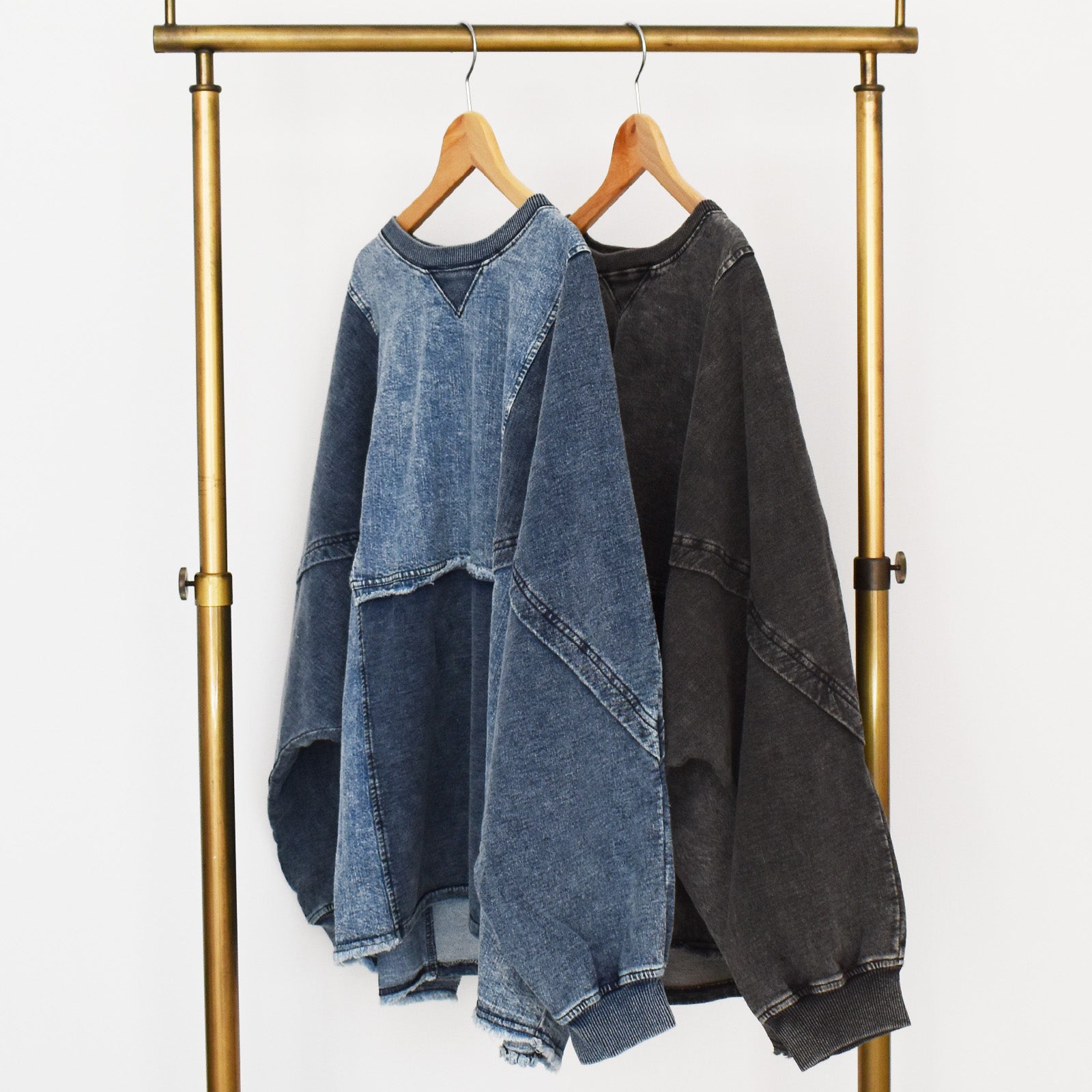 mililopiulu】ケミカルデニム裏毛ドルマンプルオーバー – fiLL