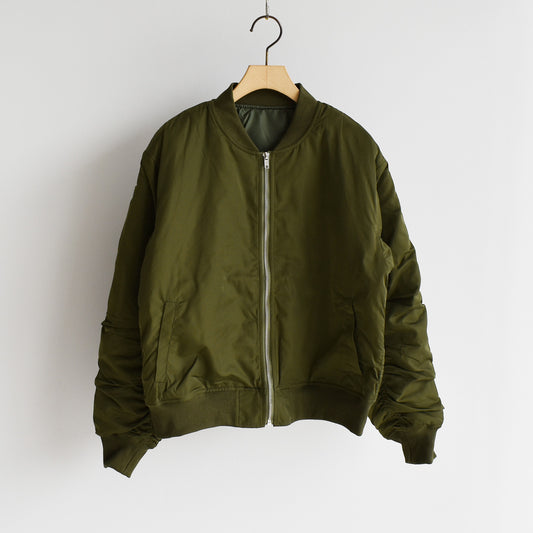 ショート中綿ブルゾン