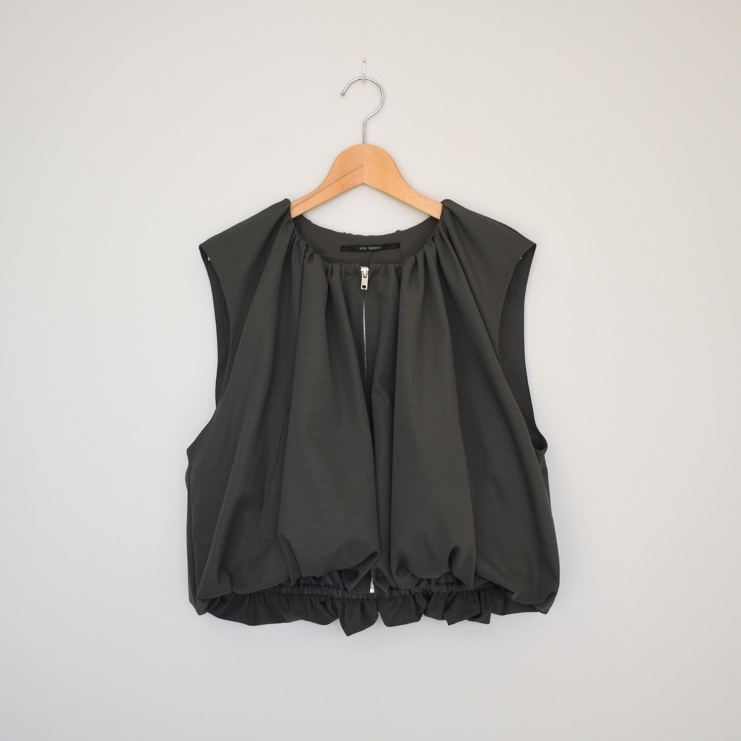 【urban hymns】バルーン前後差ベスト