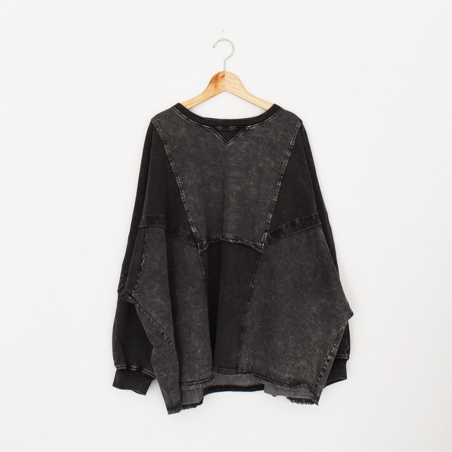 【mililopiulu】ケミカルデニム裏毛ドルマンプルオーバー