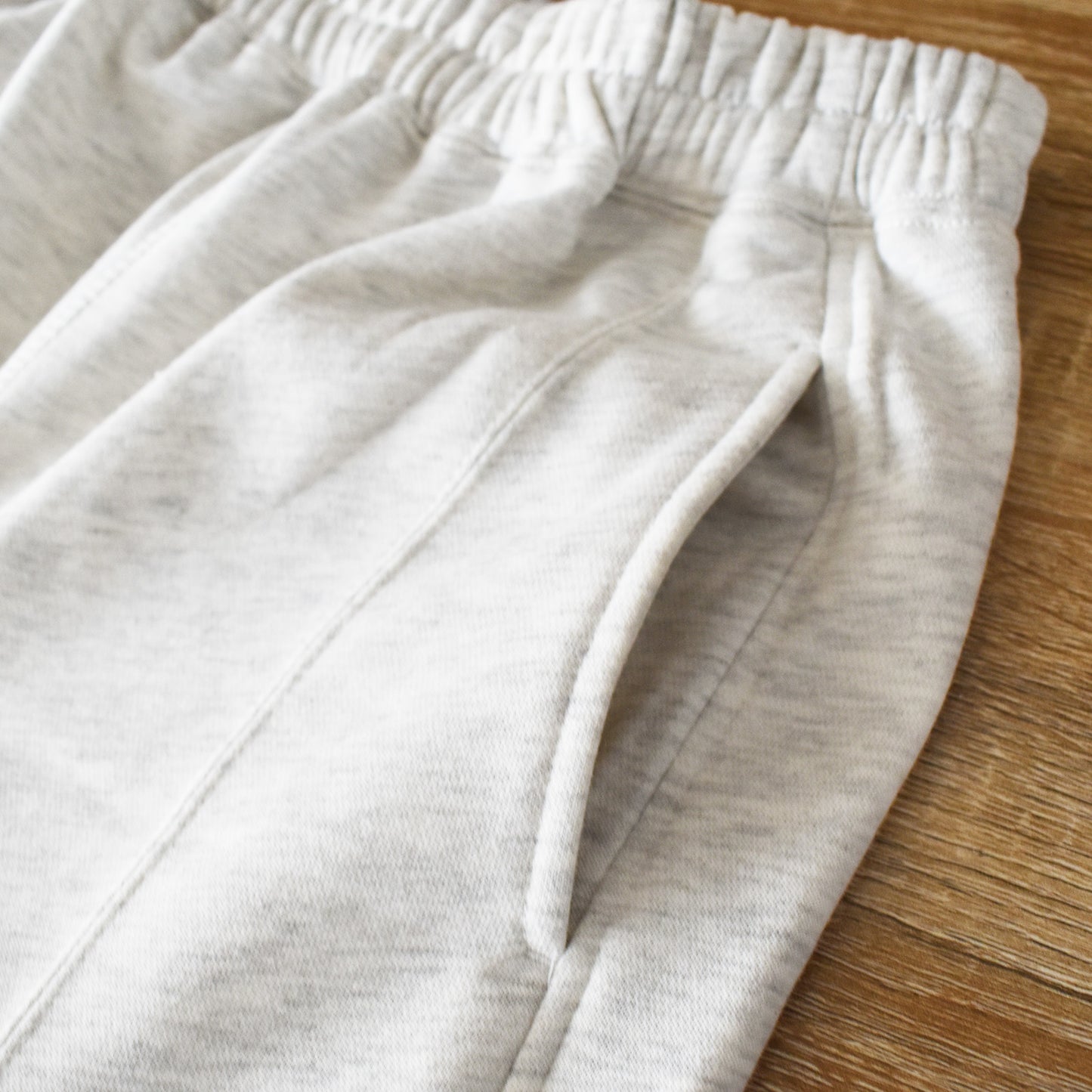 【le colis】センターシームパンツ