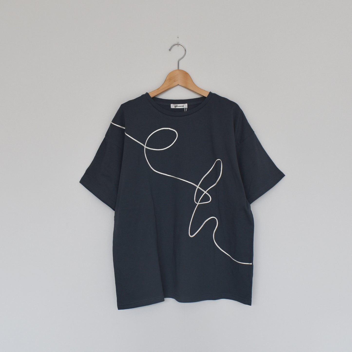 【gleam】アートコード刺繍ルーズT