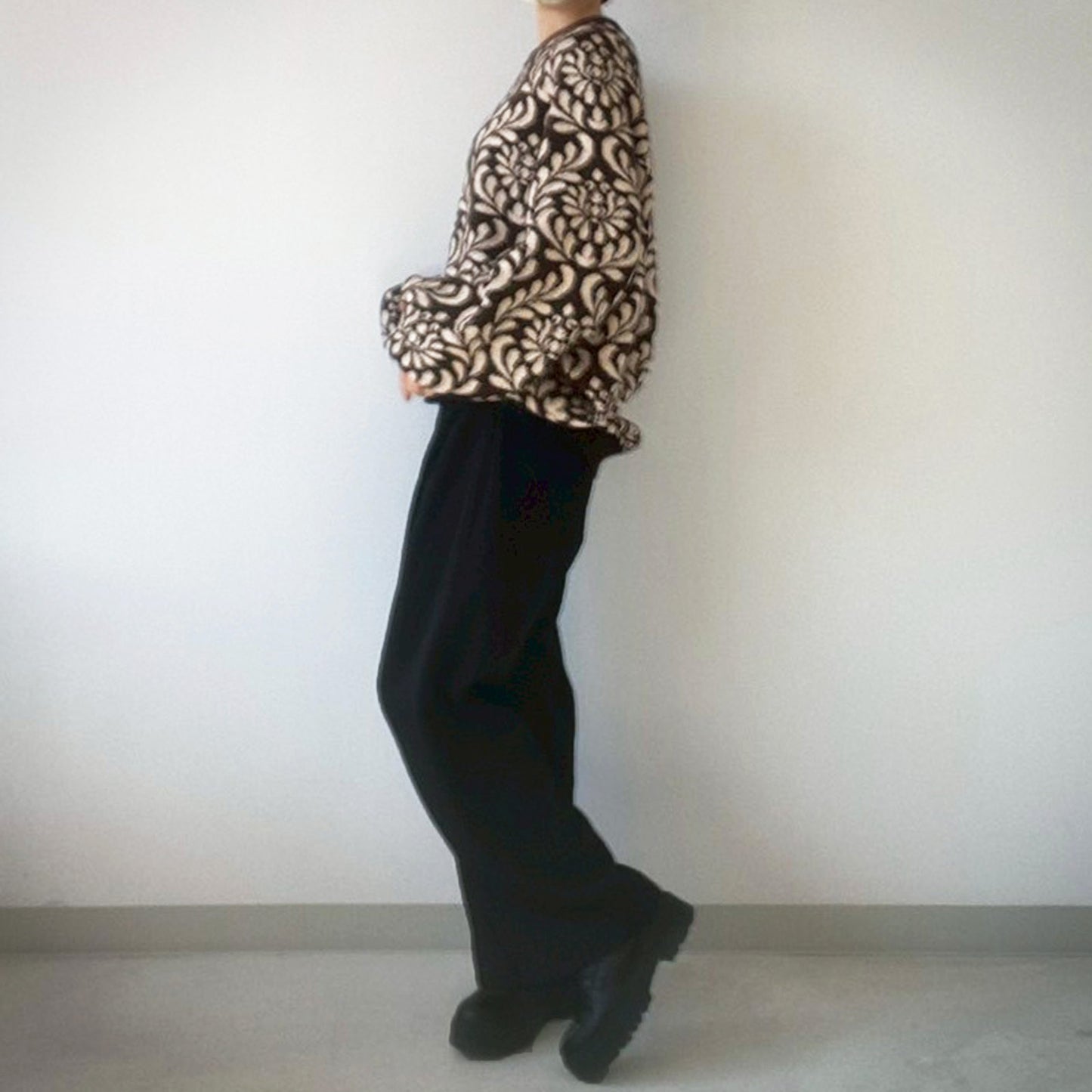 【en haut】 柄プルオーバー