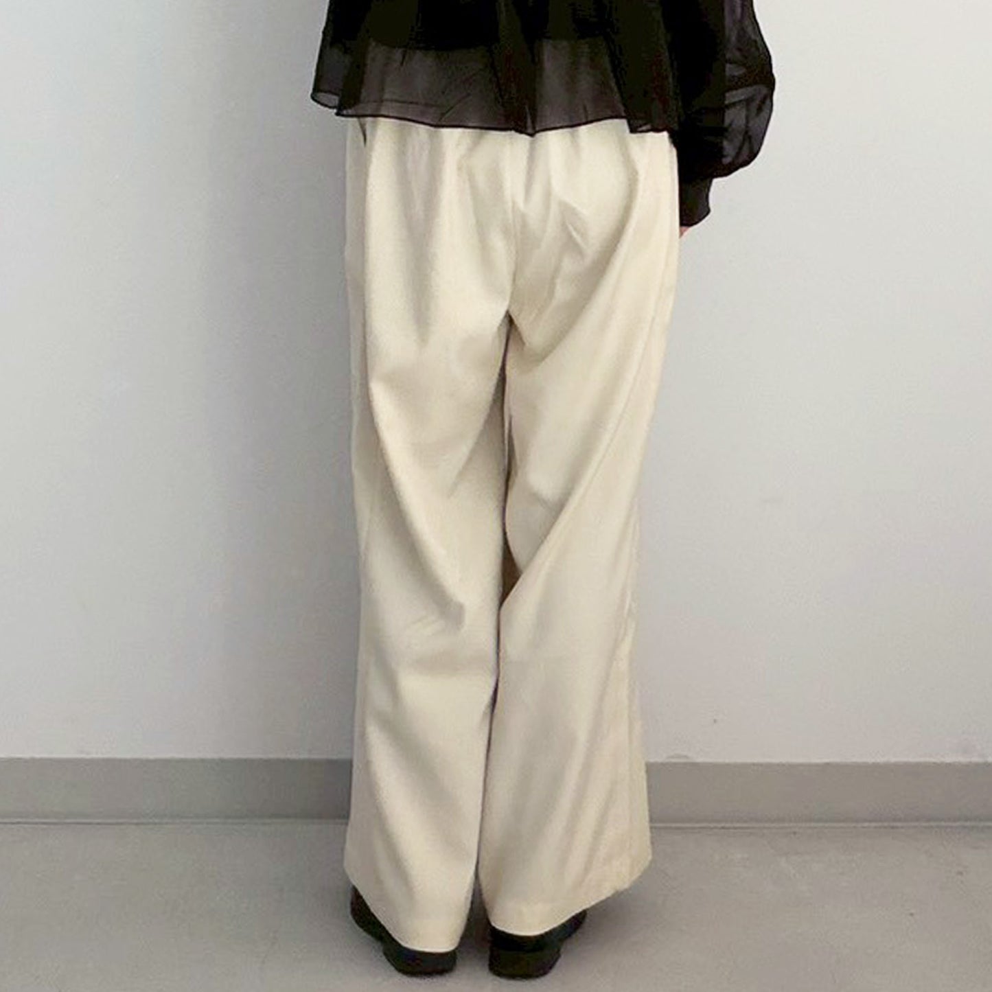 【gleam】脇花刺繍ワイドパンツ