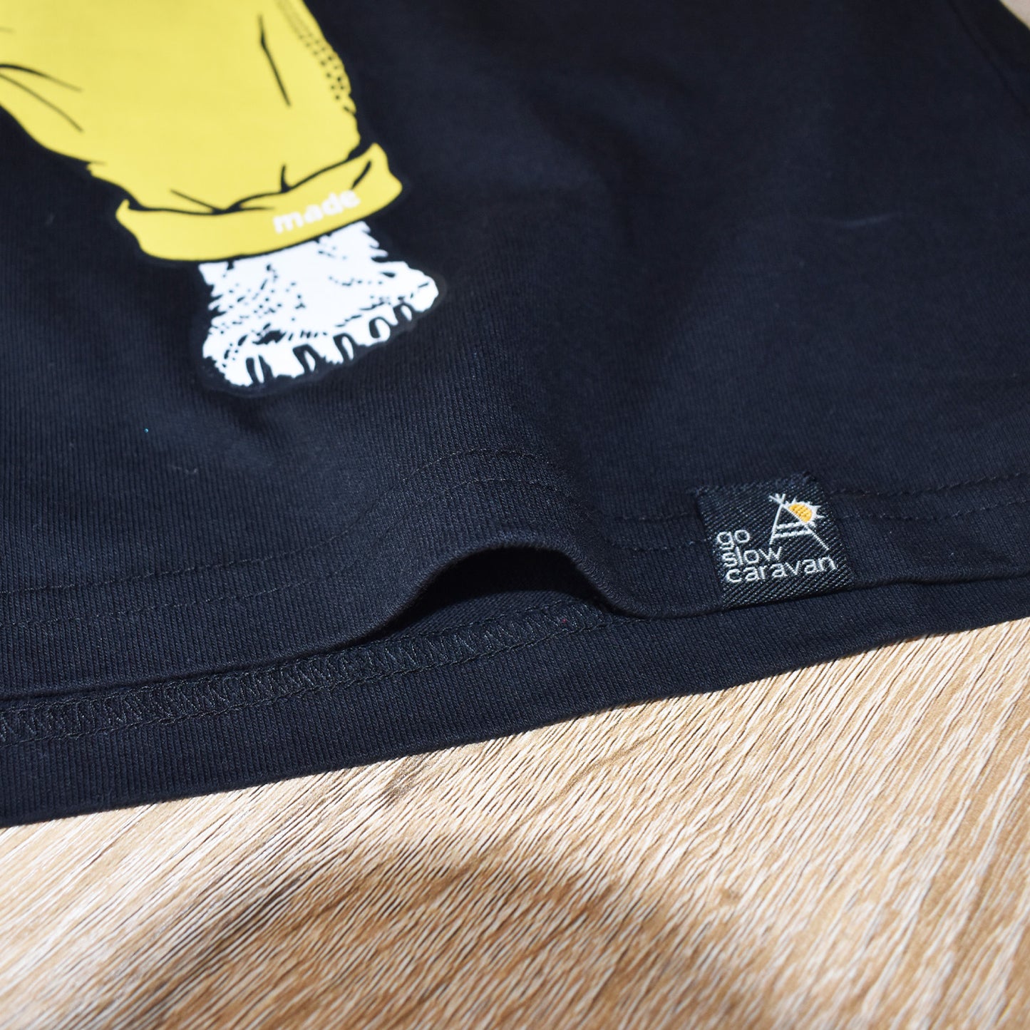 【go slow caravan】リパブリック水産カツオのたたきクマTEE