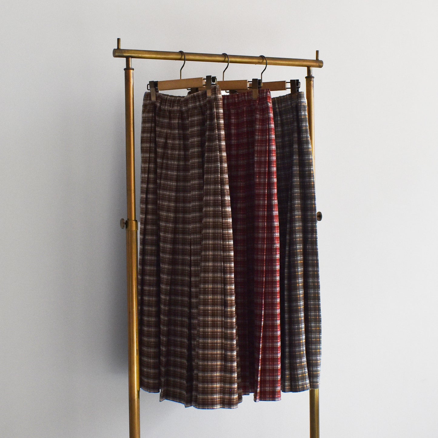 【tee-up】先染めチェックプリーツスカート