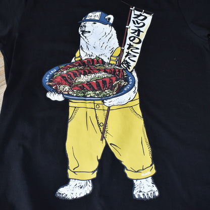 【go slow caravan】リパブリック水産カツオのたたきクマTEE