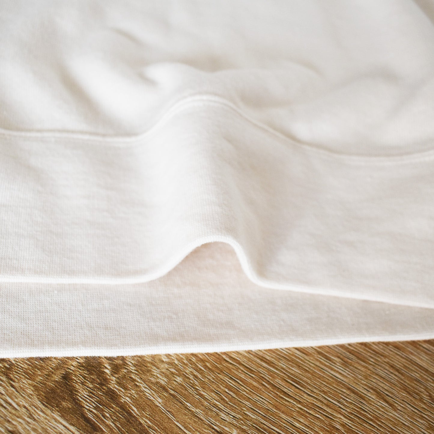 【KAKELA＆TRANQUIL】ロングクルーカレッジ刺繍