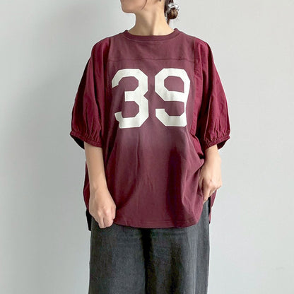 【en haut】ナンバリングロゴ袖ボリュームドルマンTシャツ