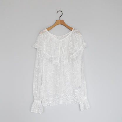【en haut】レースブラウス