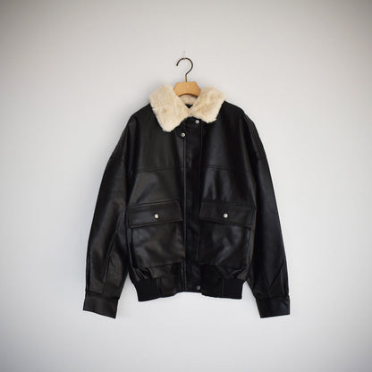 【Fun Fashion Future】ティぺット付きレザ―ブルゾン