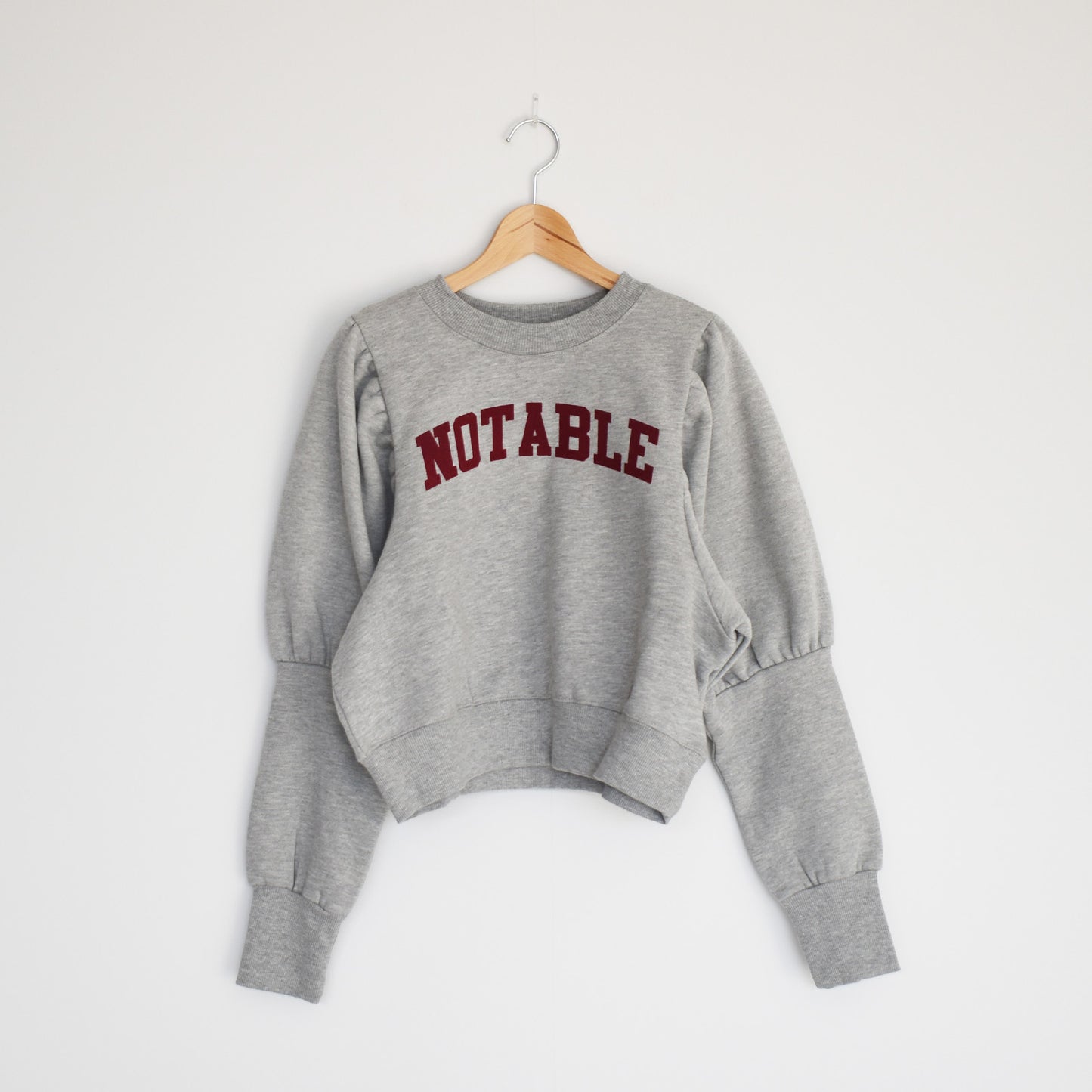 【gleam】裏起毛ロゴプリントパフ袖プルオーバー