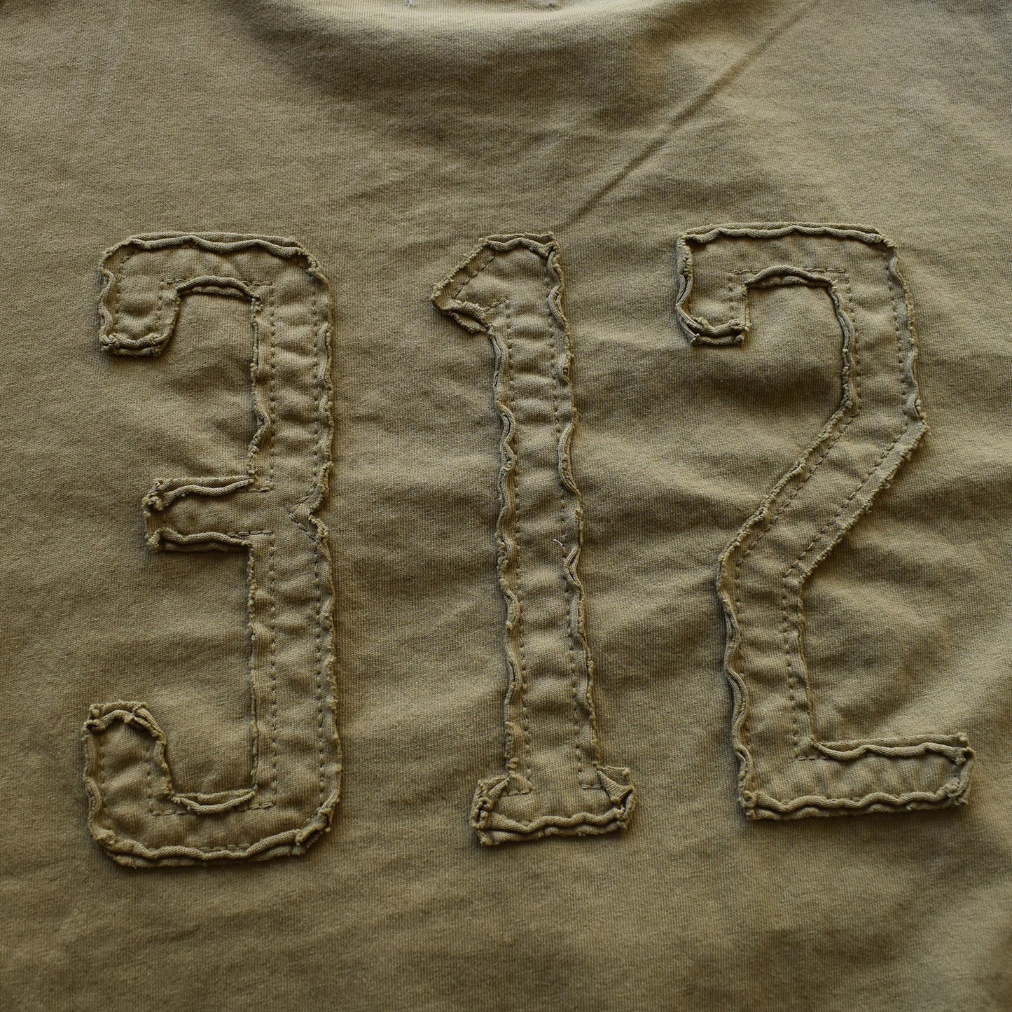 【KAKELA＆TRANQUIL】刺繍ロゴロングBACK刺繍