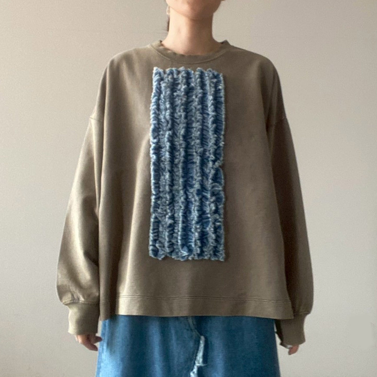 【KAKELA＆TRANQUIL】デニムフリル加工クルー