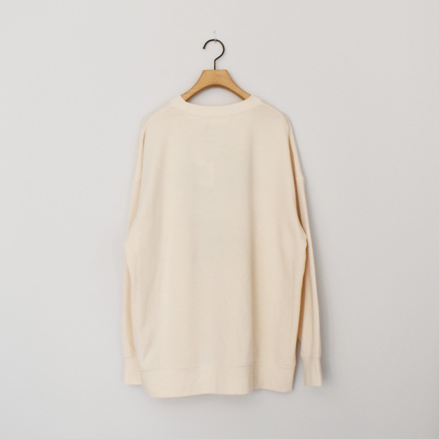 【KAKELA＆TRANQUIL】ロングクルーカレッジ刺繍