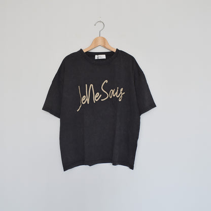 【KAKELA＆TRANQUIL】刺繍ロゴクルーT