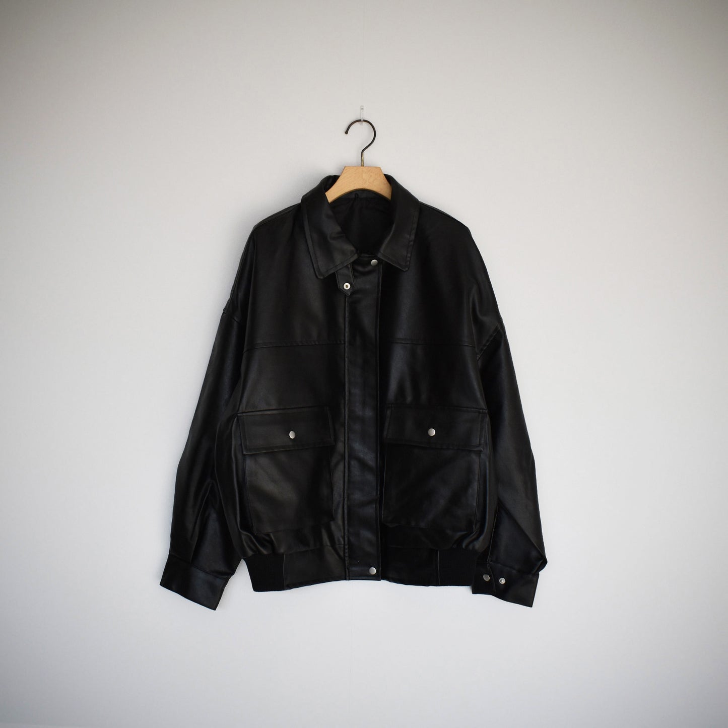 【Fun Fashion Future】ティぺット付きレザ―ブルゾン