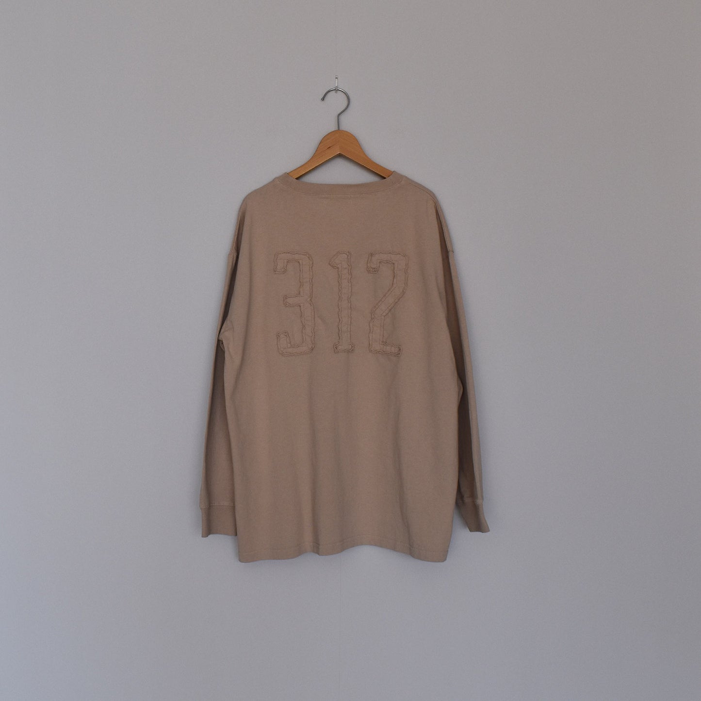 【KAKELA＆TRANQUIL】刺繍ロゴロングBACK刺繍