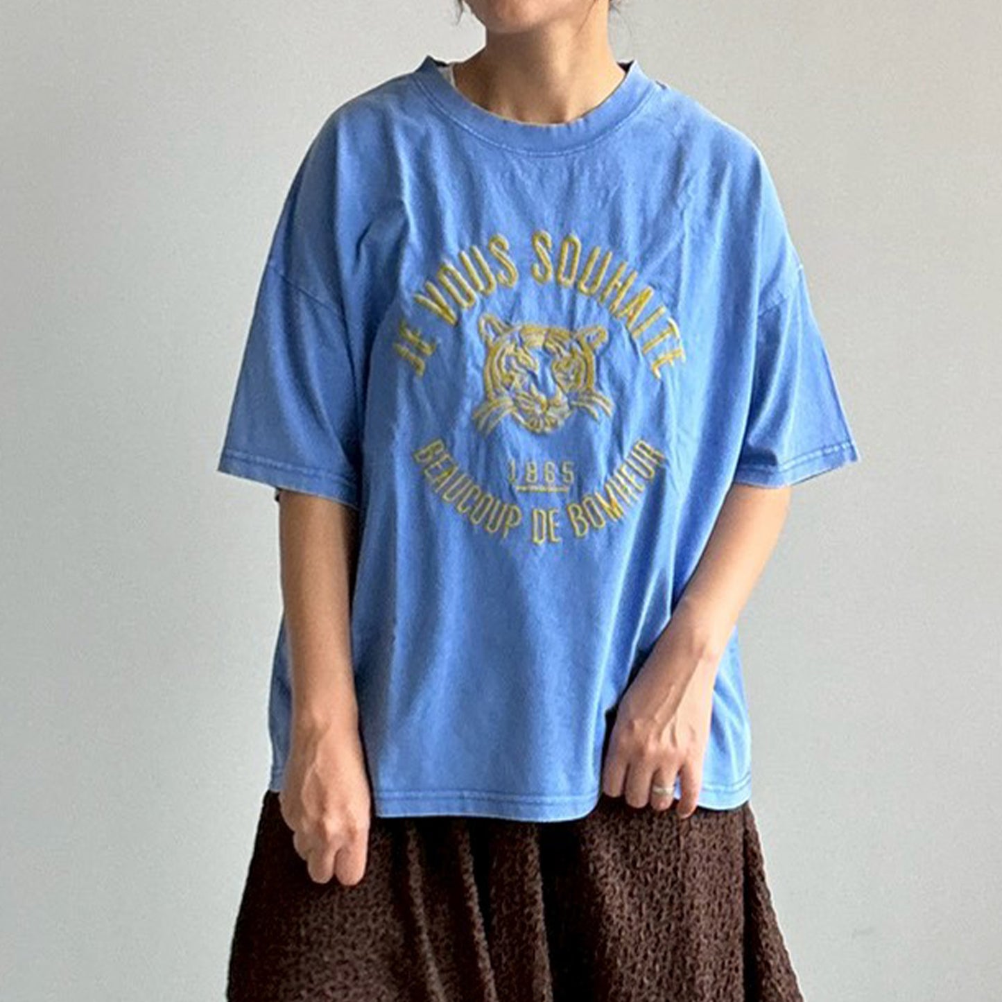 【KAKELA&TRANQUIL】Tigerカレッジ刺繍T