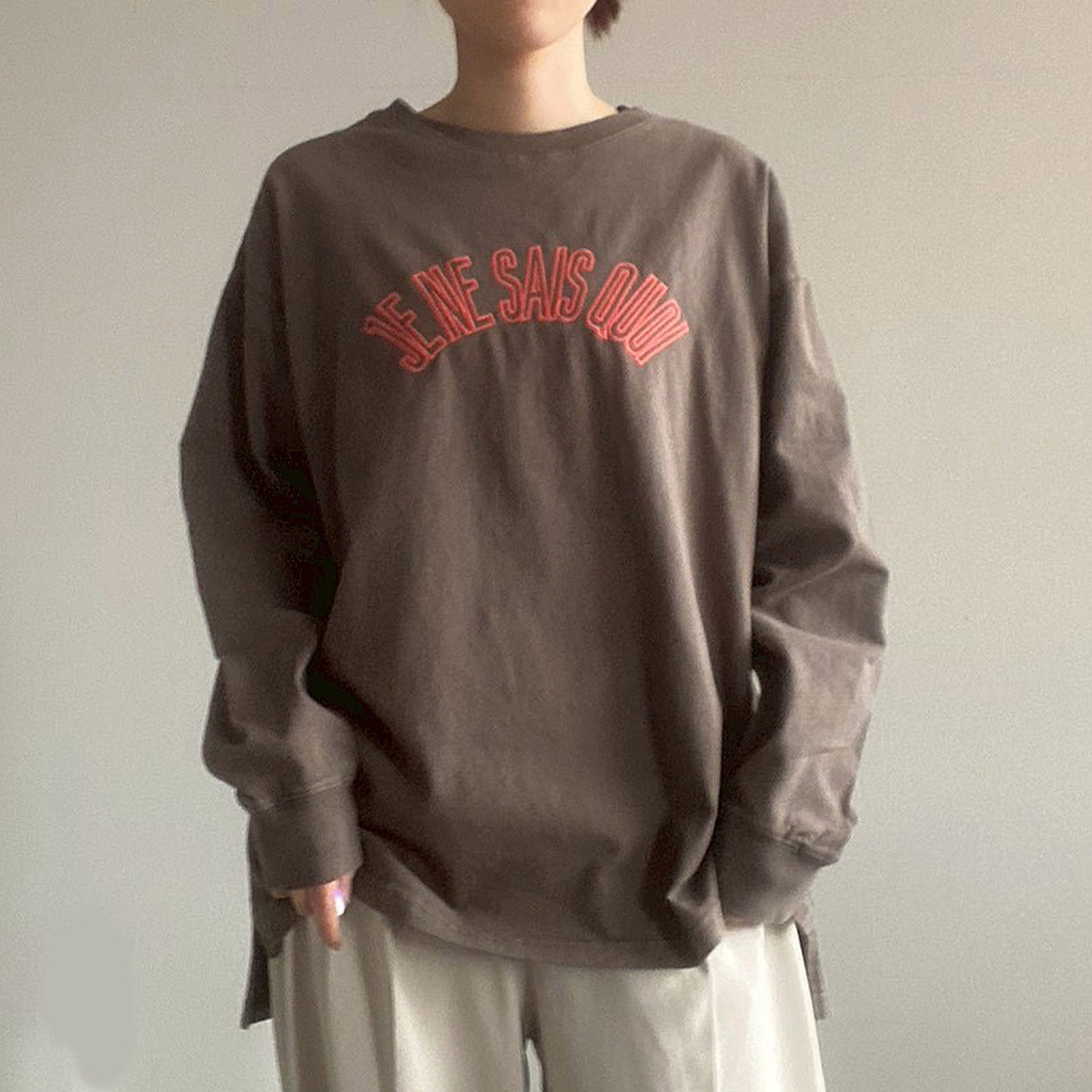 【KAKELA＆TRANQUIL】刺繍ロゴロングBACK刺繍