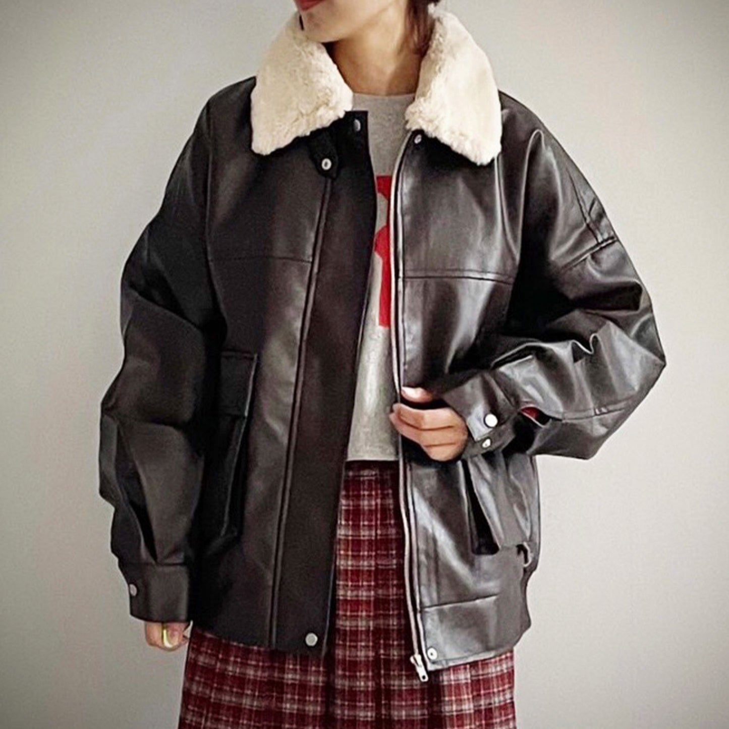 【Fun Fashion Future】ティぺット付きレザ―ブルゾン