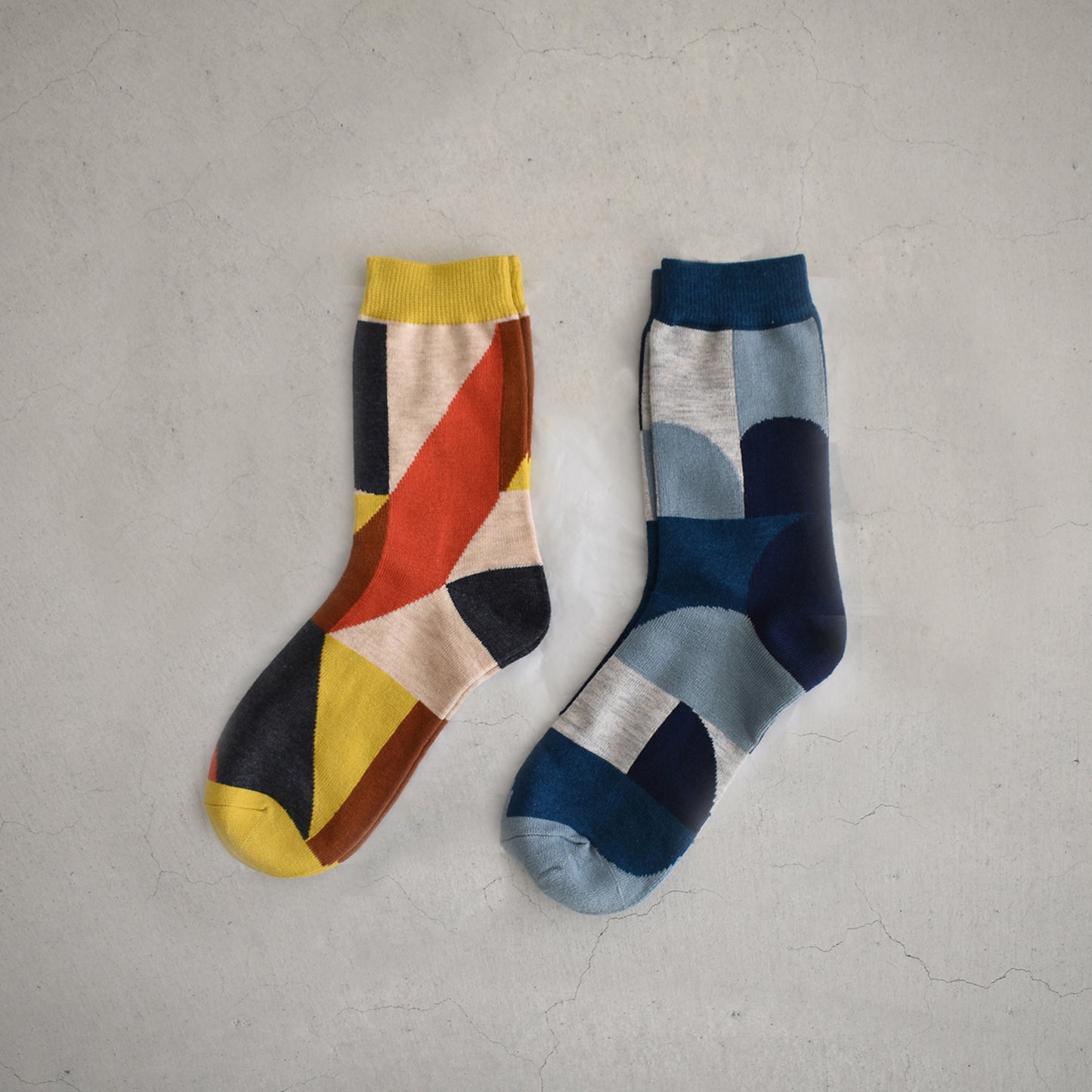 【KIVISDOU】アーク＆ブロッククルーソックス