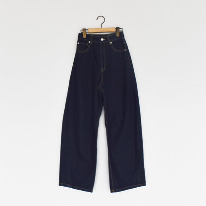 【Fun Fashion Future】カーブラインパンツ