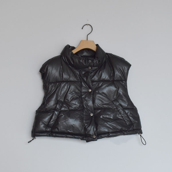 メタリック中綿ショートベスト