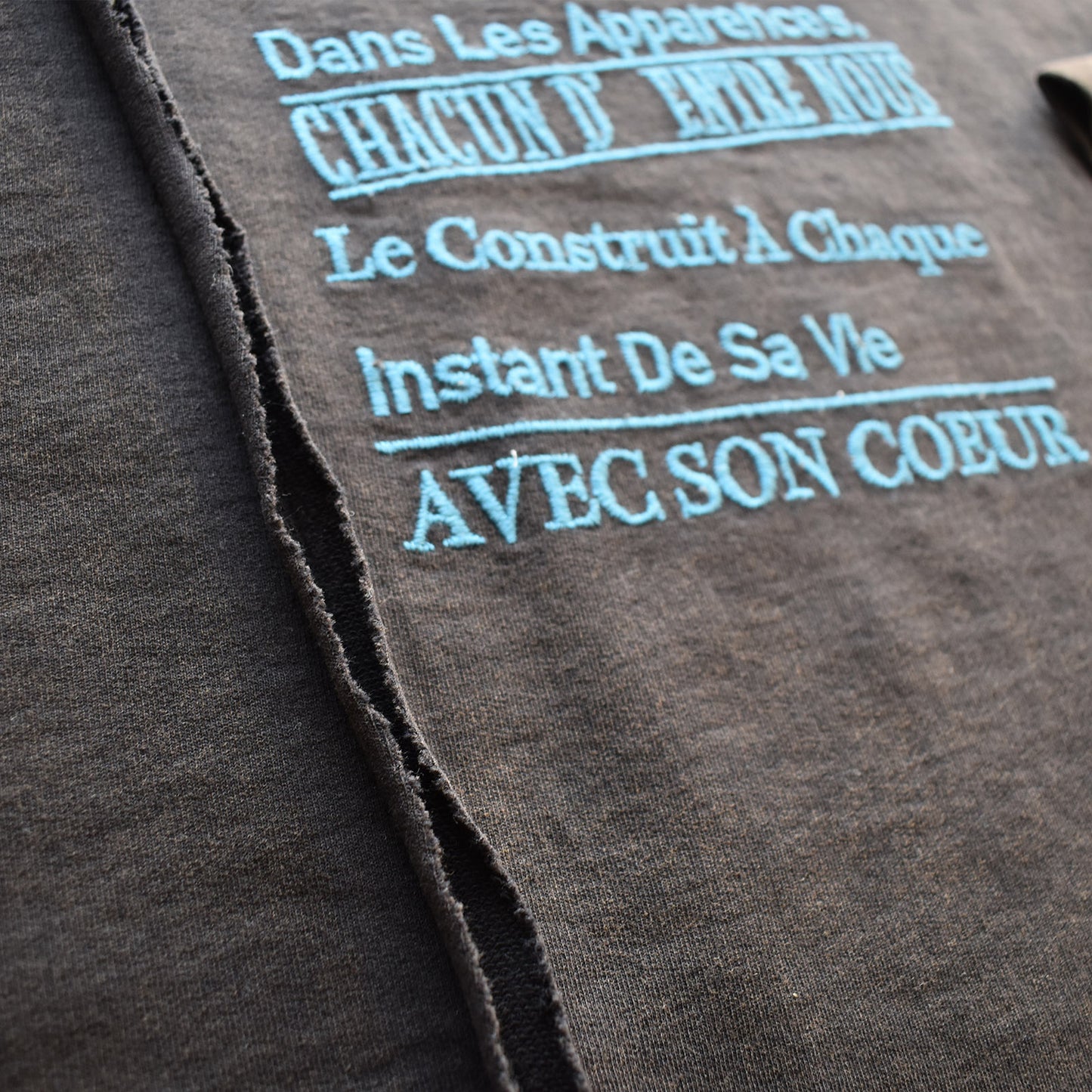 【KAKELA＆TRANQUIL】ワイド刺繍切替ロゴ