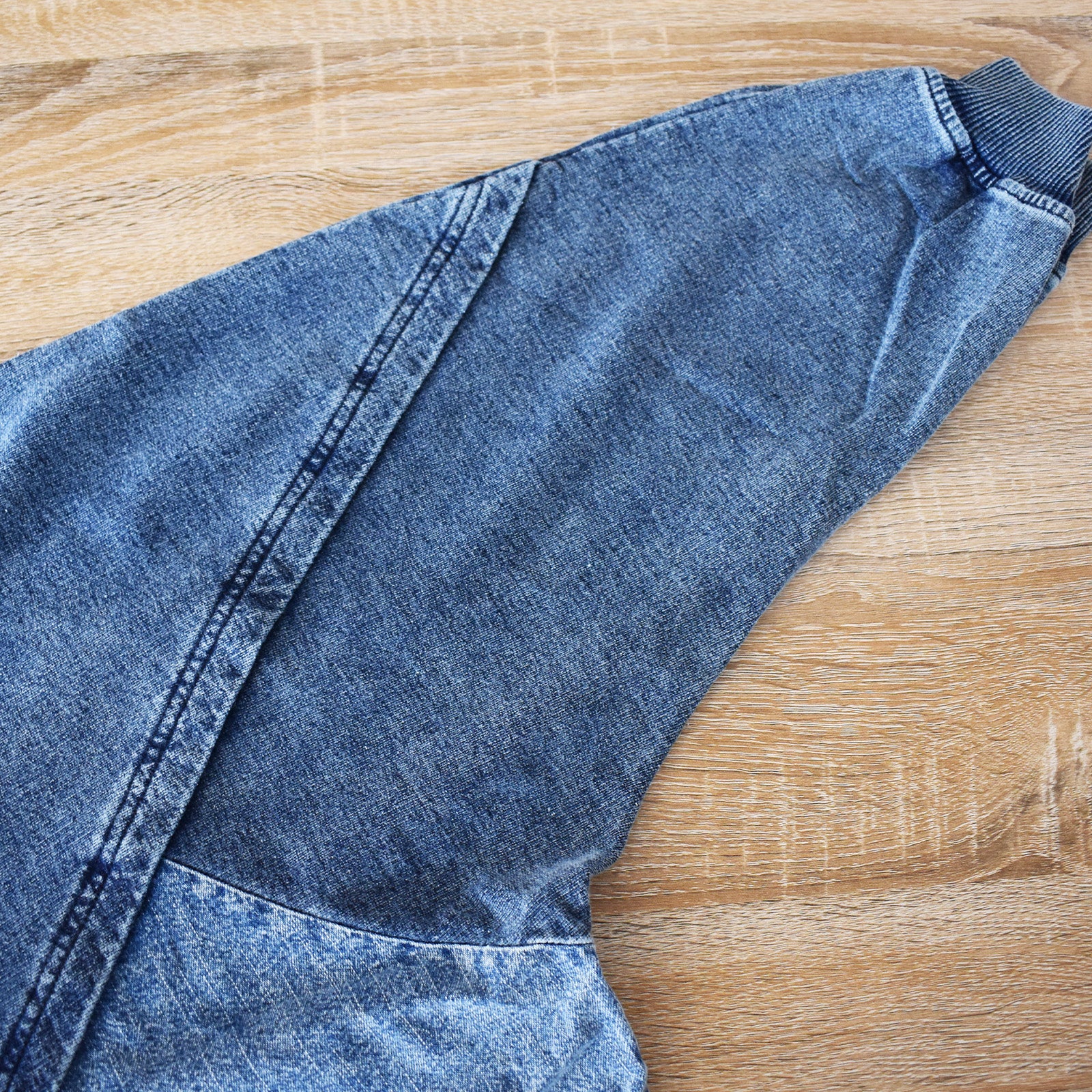 mililopiulu】ケミカルデニム裏毛ドルマンプルオーバー – fiLL