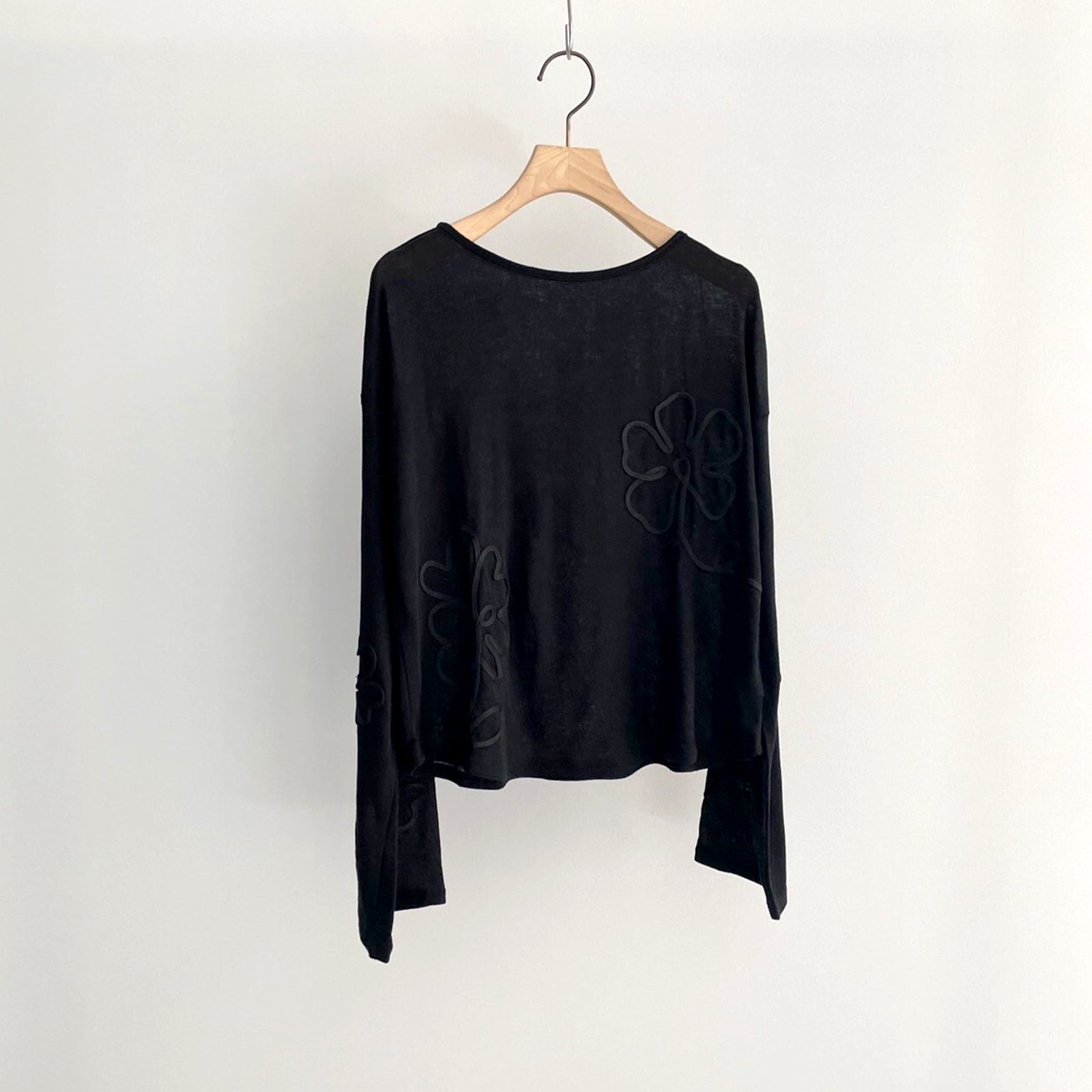 Fun Fashion Future]フラワーコード刺繍ショート丈プルオーバー – fiLL