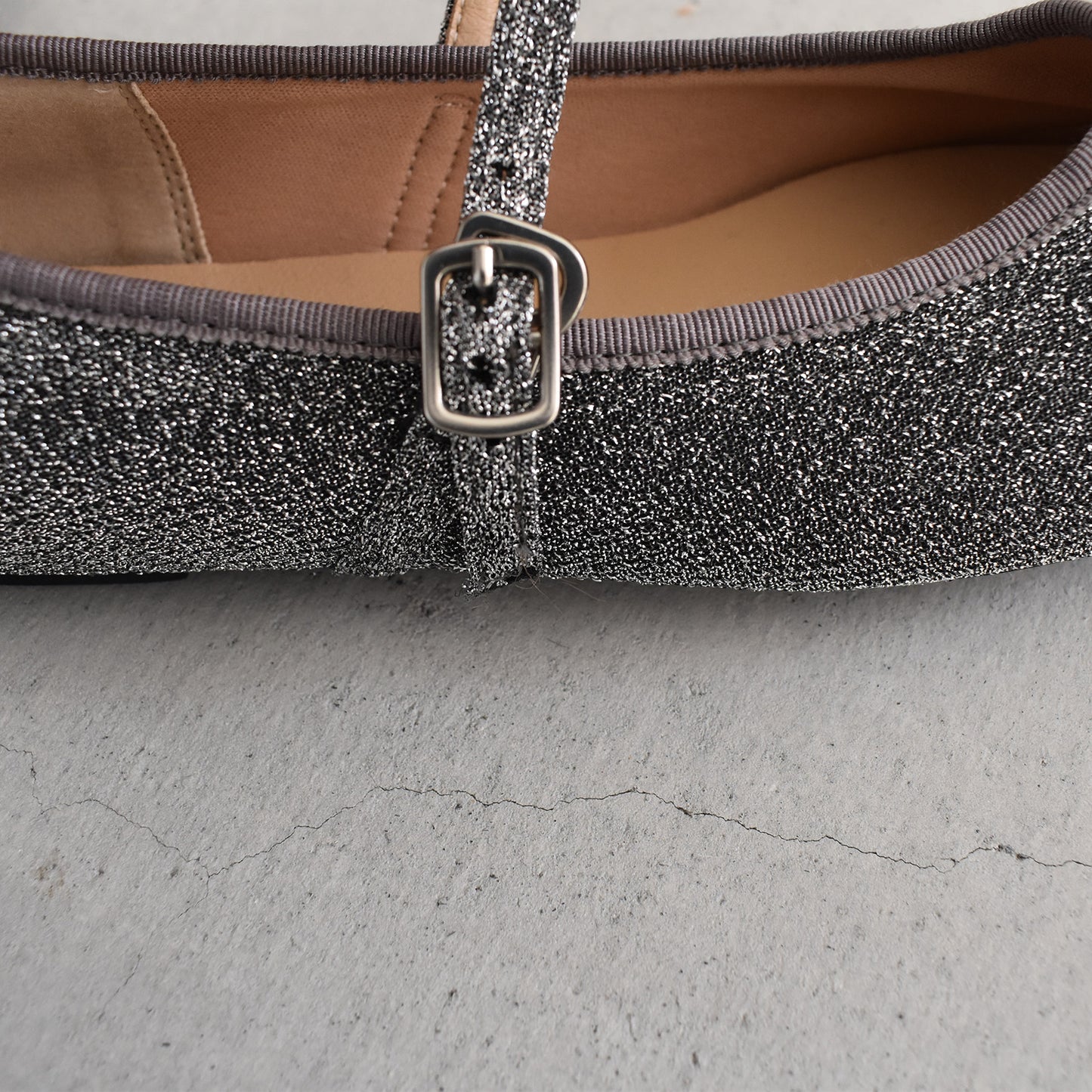 【minia】ストラップ付バレエシューズ