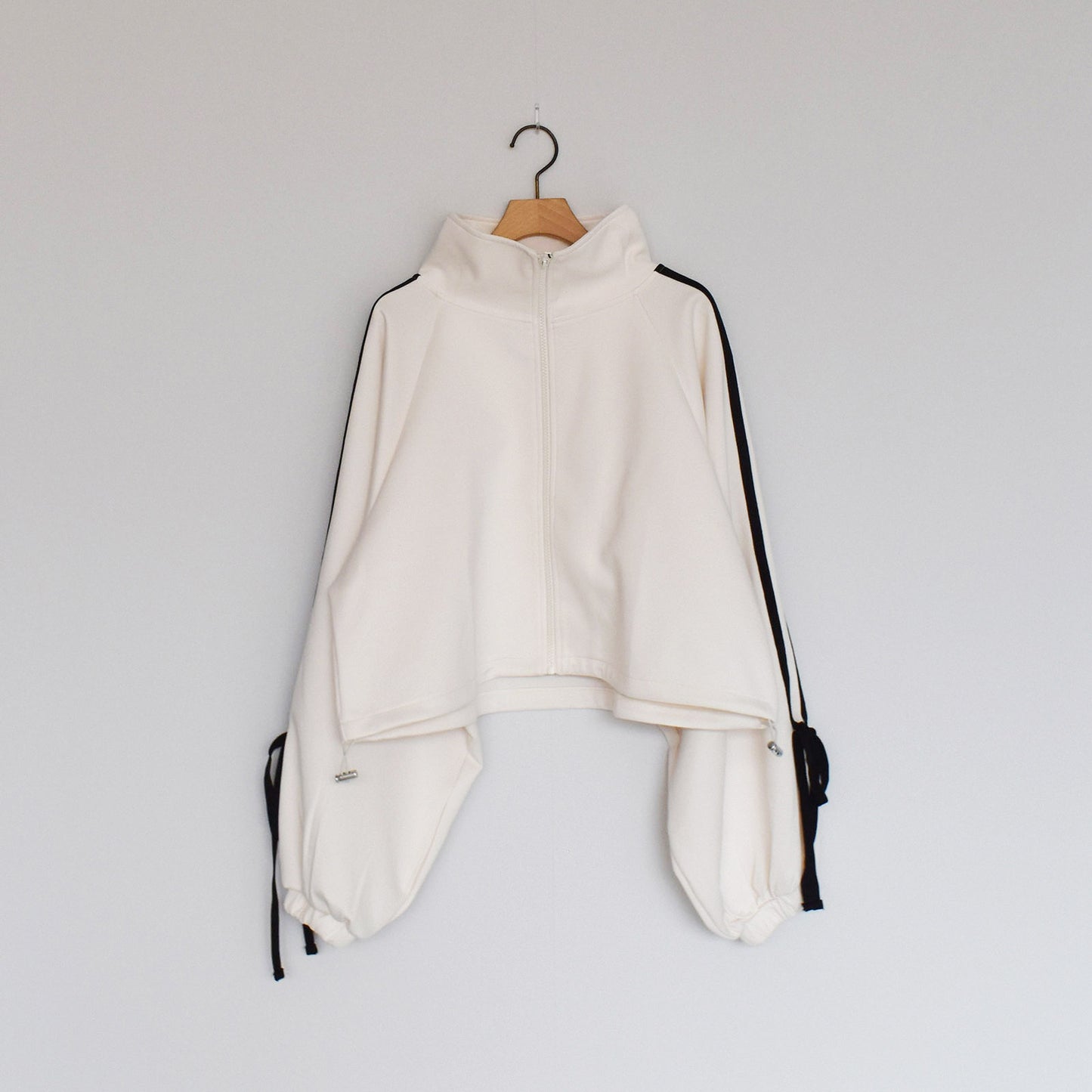 【Fun Fashion Future】リボンライントラックジャケット