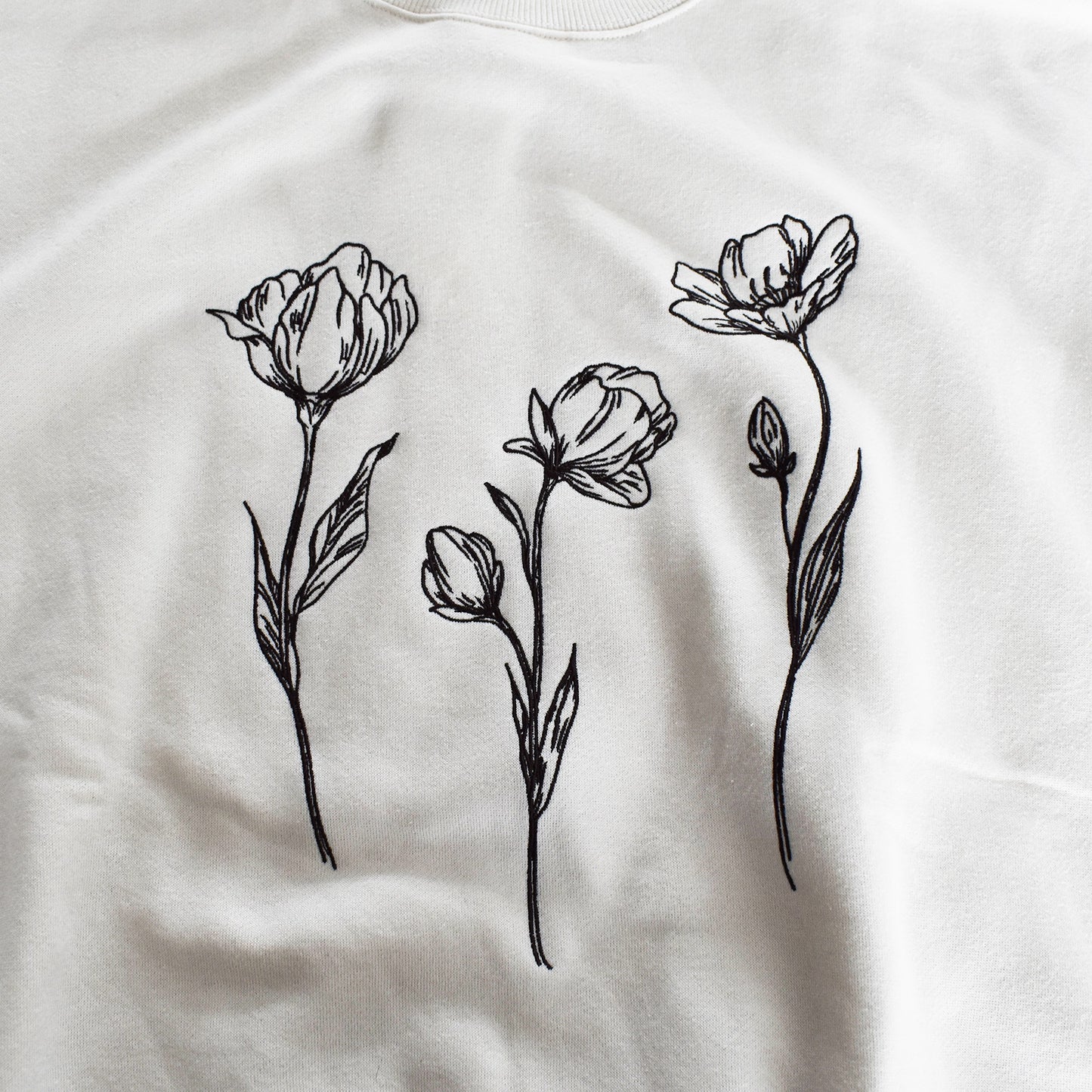 【gleam】線画フラワー刺繍BIGプルオーバー