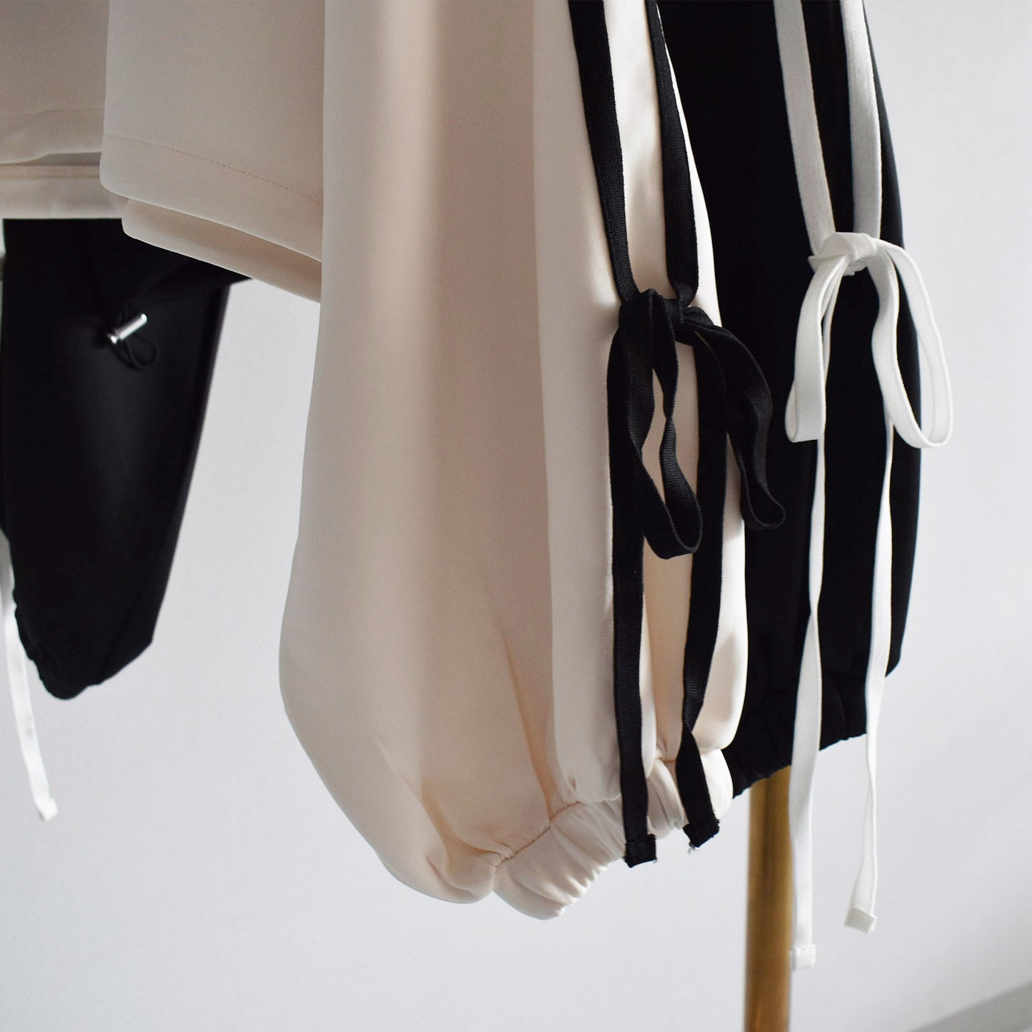 【Fun Fashion Future】リボンライントラックジャケット