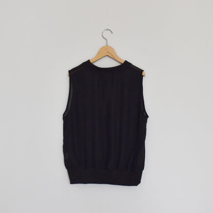 【urban hymns】モチーフコード刺繍ノースリーブプルオーバー