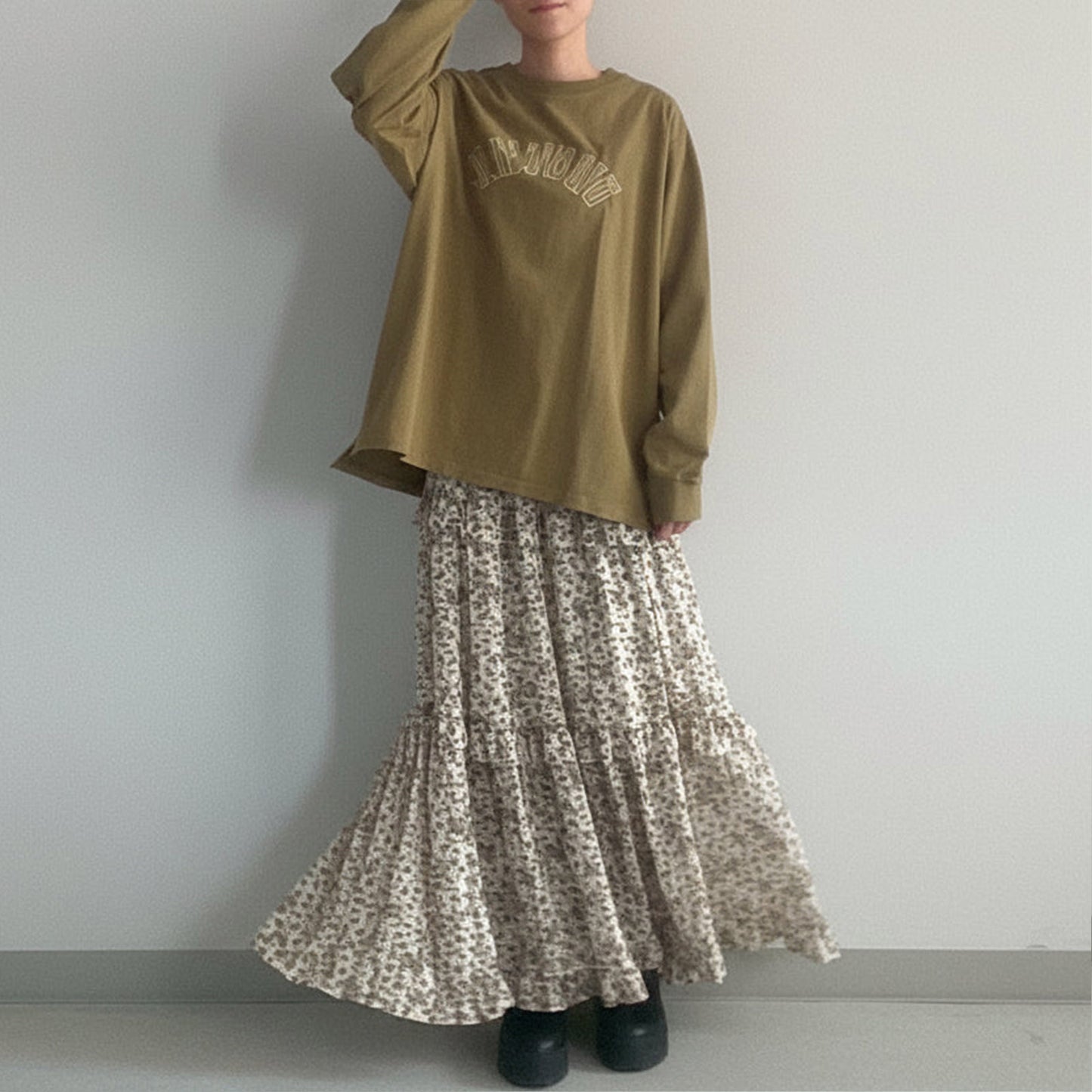 【KAKELA＆TRANQUIL】刺繍ロゴロングBACK刺繍