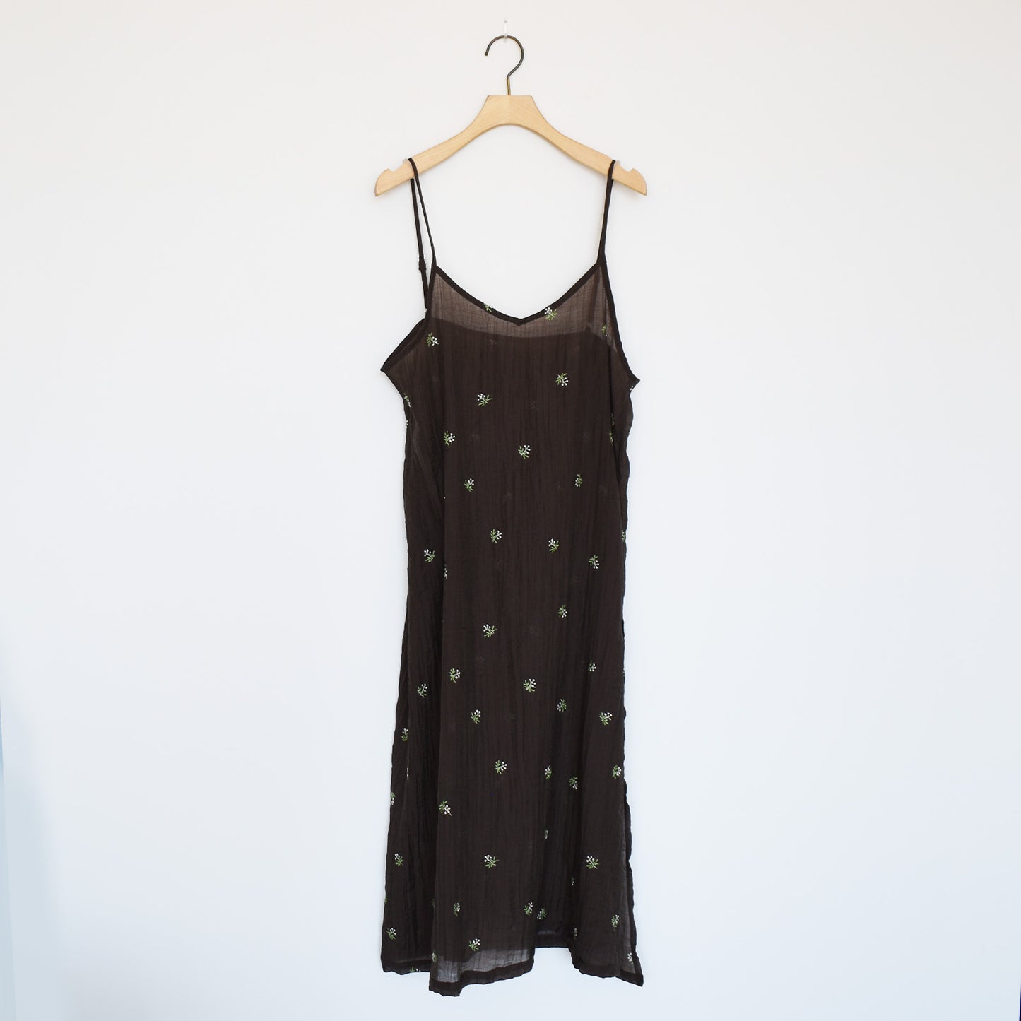 【gleam】シアー小花刺繍キャミワンピース