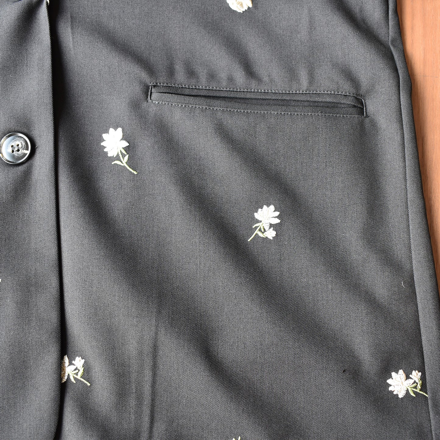 【gleam】小花柄刺繍テーラードジャケット